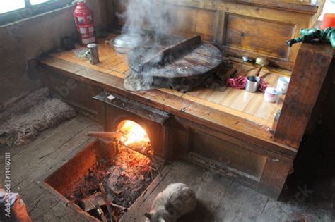 china and tibet are like fire and wood